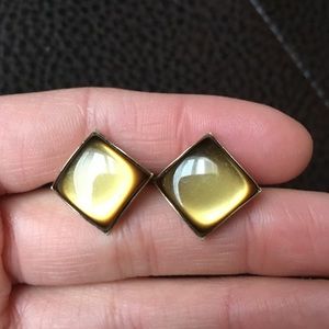2/$10 Vintage screw Back lucite earrings